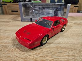 Rarer 89'Pontiac Trans Am GTA 1:18