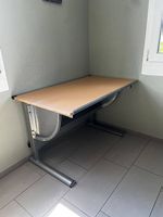 ERFI höhenverstellbarer Schreibtisch 117 × 68 cm