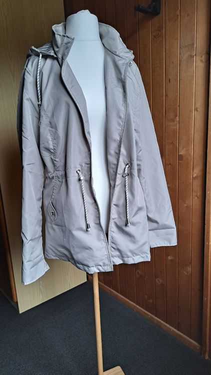 Vestes: Tolle und leichte Jacke – Neuf (Voir description) à TRUBSCHACHEN par Hope40 1