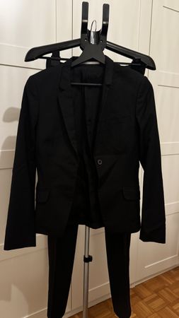 Tiger of Sweden Black Suit, Size 34, Excellent Conditon