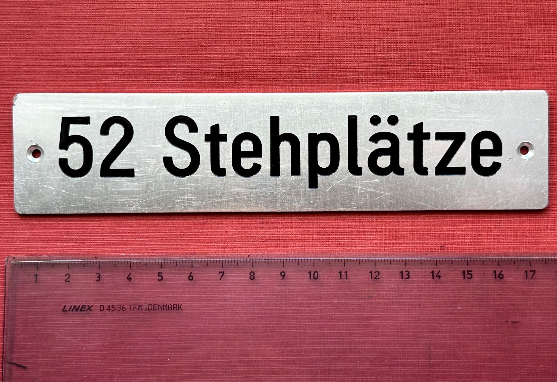 Schilder: Antikes Hinweisschild, Eisenbahn oder Bus, Zug – Gebraucht aus Seltisberg von quadartswiss