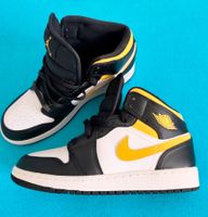 Original Air Jordan 1 Mid SE - Black/Taxi/White Gr.38.5