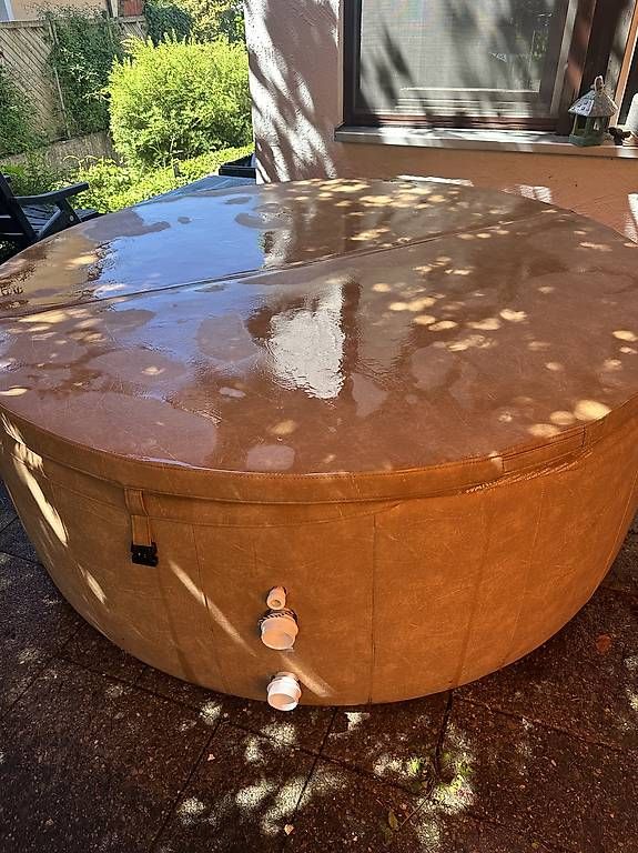 Softub Whirlpool: Whirpool – Gebraucht aus Birrhard von Stardream 1