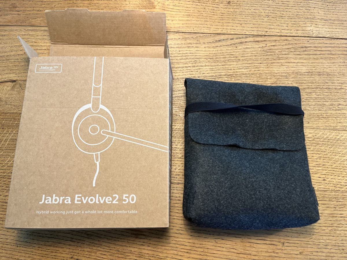 Jabra Kopfhörer: Jabra Evolve2 50 Kopfhörer / Headset (neu) – Neu und originalverpackt aus Oberkirch LU von Threestar