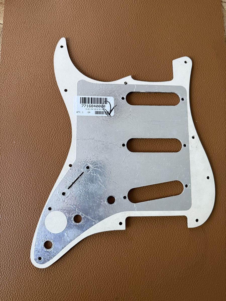 Fender Musikinstrumente: Fender Pickguard – Neu (gemäss Beschreibung) aus Wetzikon ZH von kiw_vj86 1