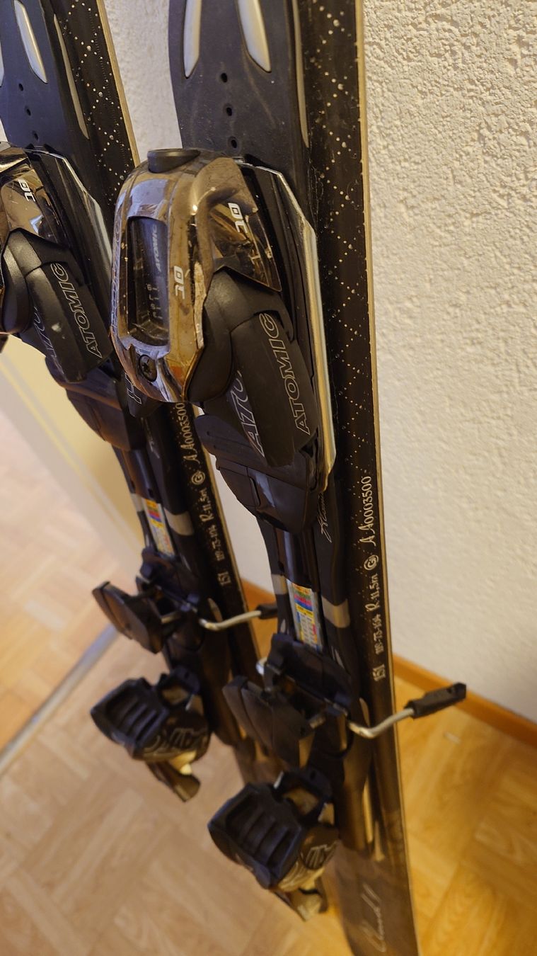 Atomic Skis: Skis Atomic Cloud 9, 151 - Performance et plaisir! – Gebraucht aus Sion von Ariwal 4