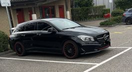 Mercedes-Benz CLA Shooting Brake  AMG line Sport