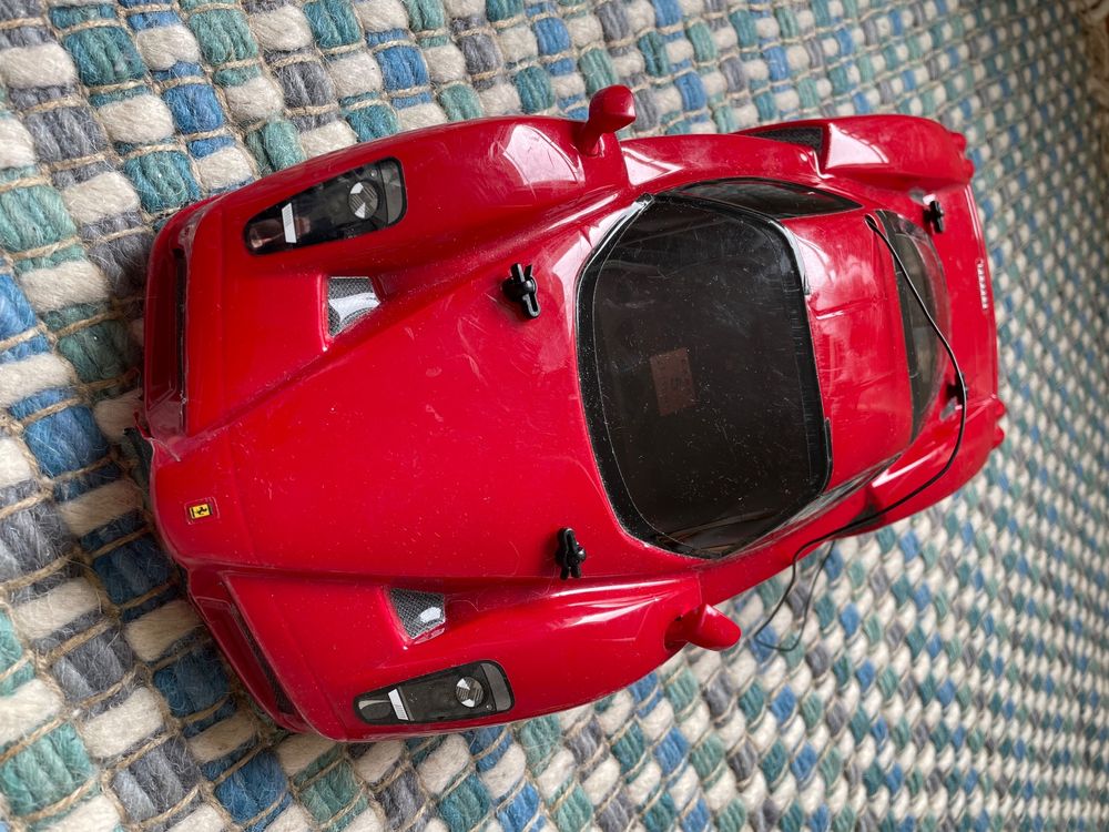 voiture radioguidée