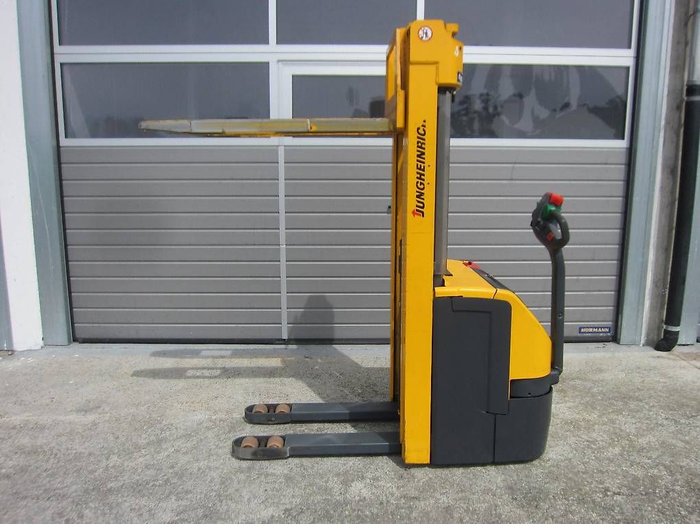 Carrelli elevatori e a forche: Ameise, Deichselstapler, Triplex, max.1.4to/4.70m Batt.neu – Usato da Hämikon venduto da Hochstapler99 2