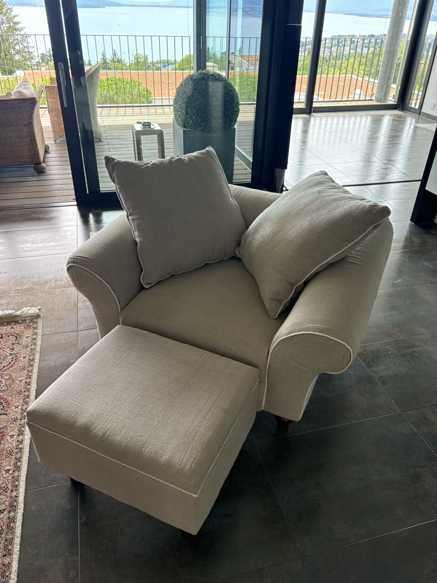 Sofas: Sofa chair – D'occasion à La Conversion par chi_td5v 1