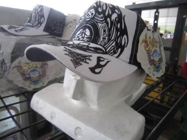 Hüte, Mützen & Caps: Thorns Cap Böser Clown schwarz/weiss – Neu und originalverpackt aus Necker von liq24 1