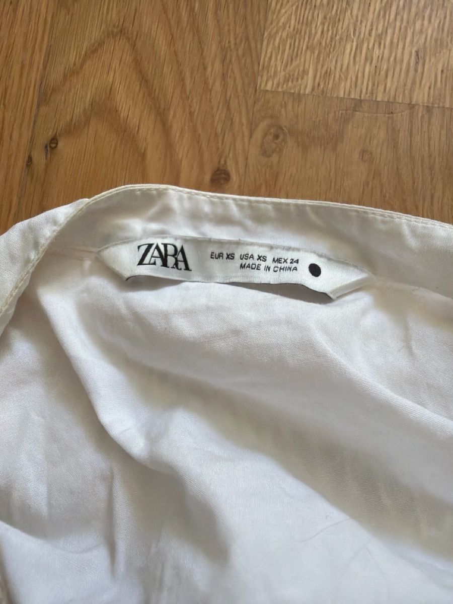 Zara Robes: Robe blanche ZARA  – D'occasion à Le Locle par Mayd_h 2