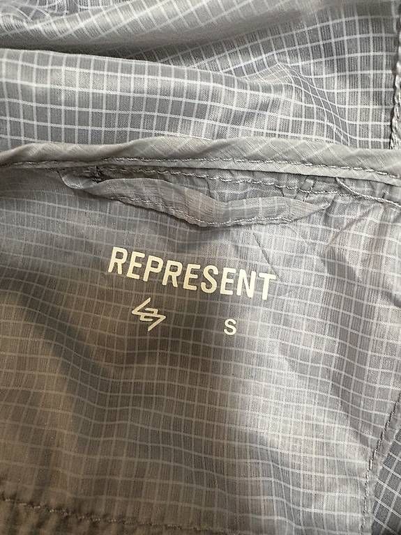 Giacche: Trainingsjacke Represent 247 Grösse S  – Nuovo e nell'imballaggio originale da Gattikon venduto da DarkKnight 2