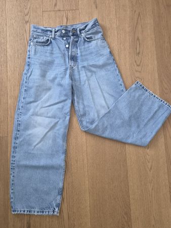 Weekday Astro Jeans