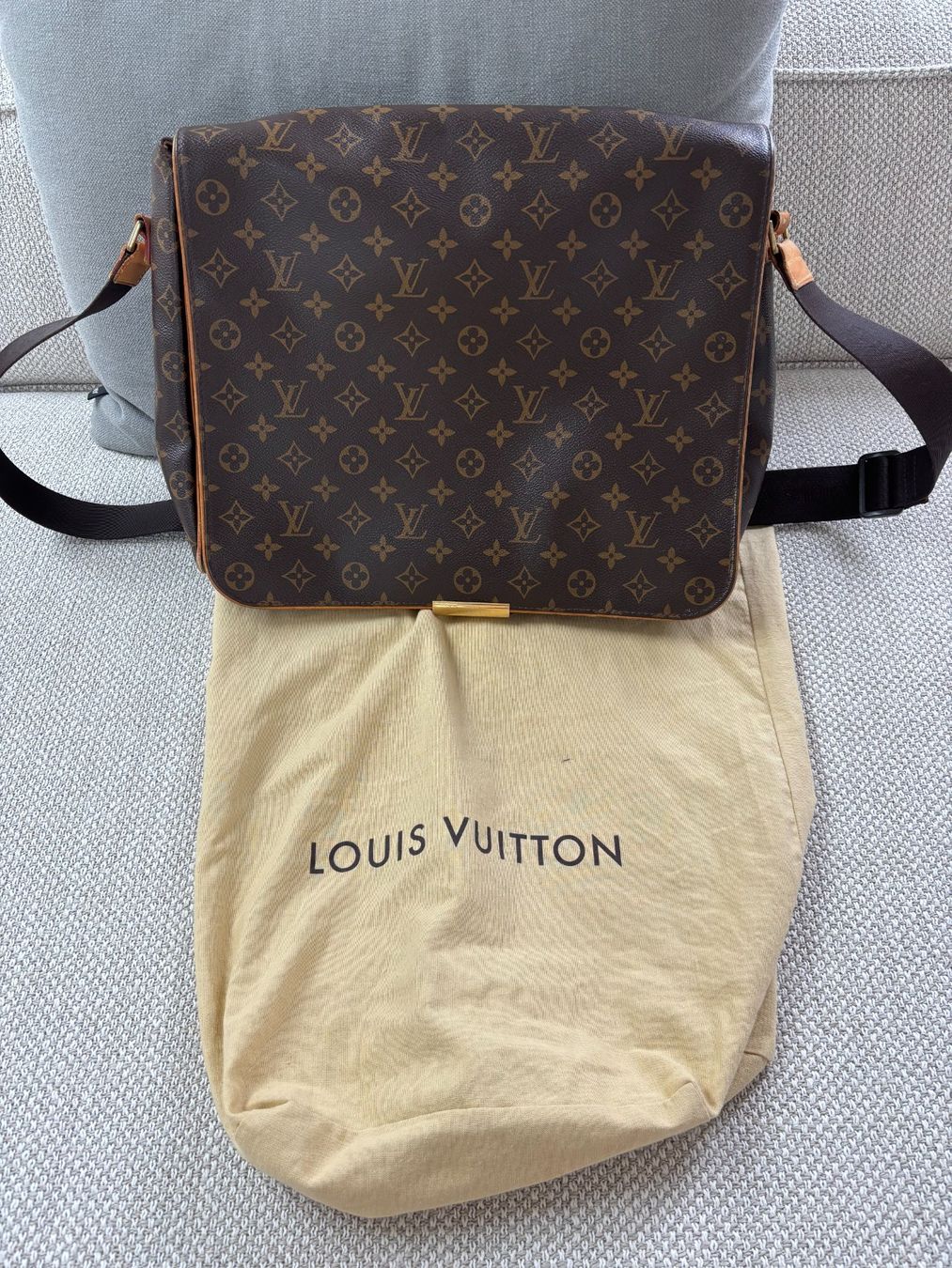 Louis Vuitton Borse: LOUIS VUITTON Messenger Bag – Usato da zürich venduto da CVolker 6