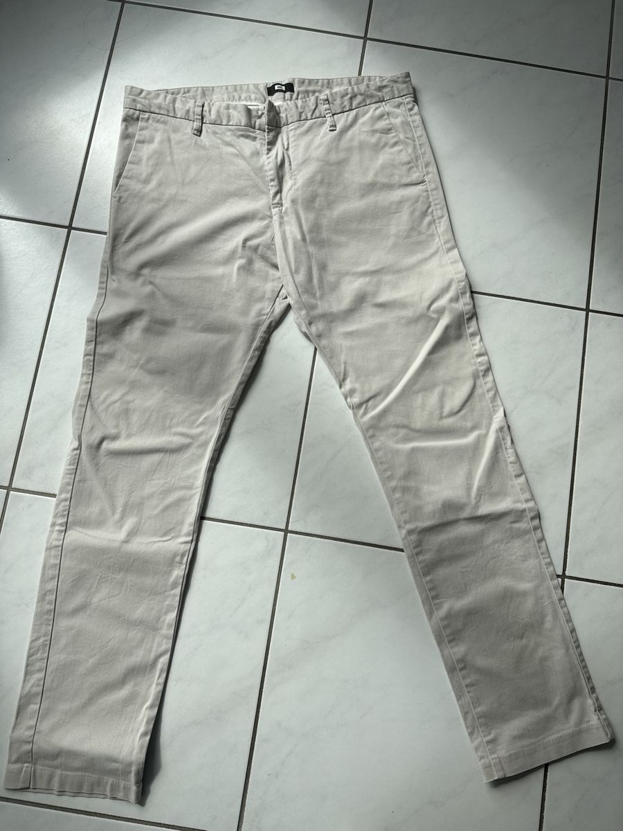 Pantaloni: Neuwertige Hosen Gr 34/32 – Usato da Zell ZH venduto da Guffos