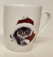 Winterliche Tasse mit Kätzchen im Samichlaus-Kostüm!