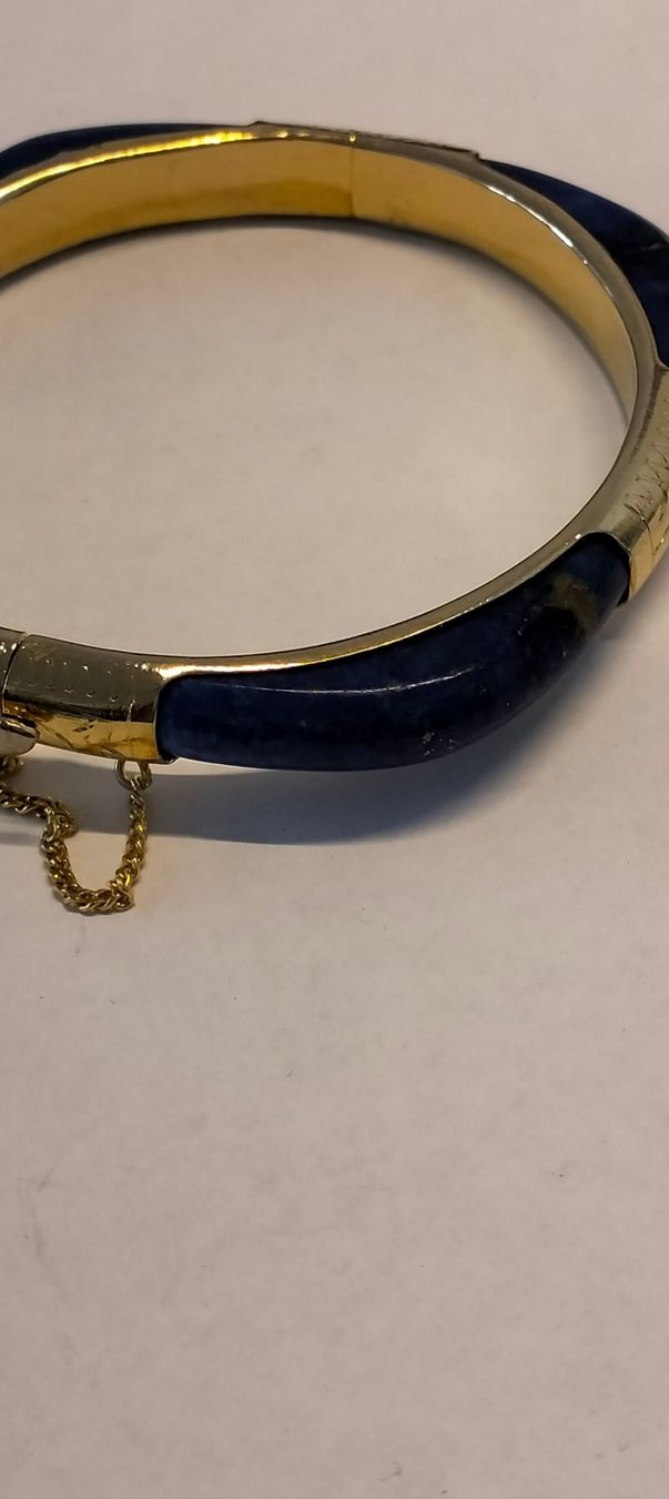 Bracciali & Braccialetti: Armband mit Lapislazuli, Goldfarben. – Difettoso da Ittigen venduto da amstraad 1