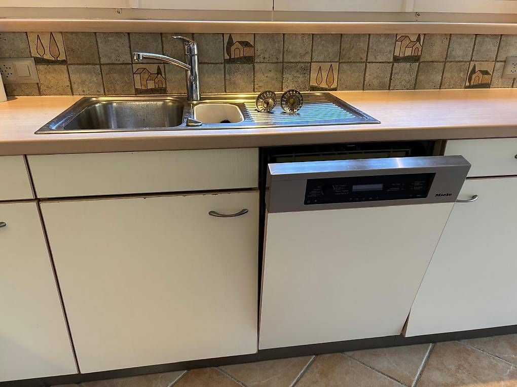 Cucine complete: Cuisine à venir récupérer  – Usato da Chéserex venduto da mar_d62b 3