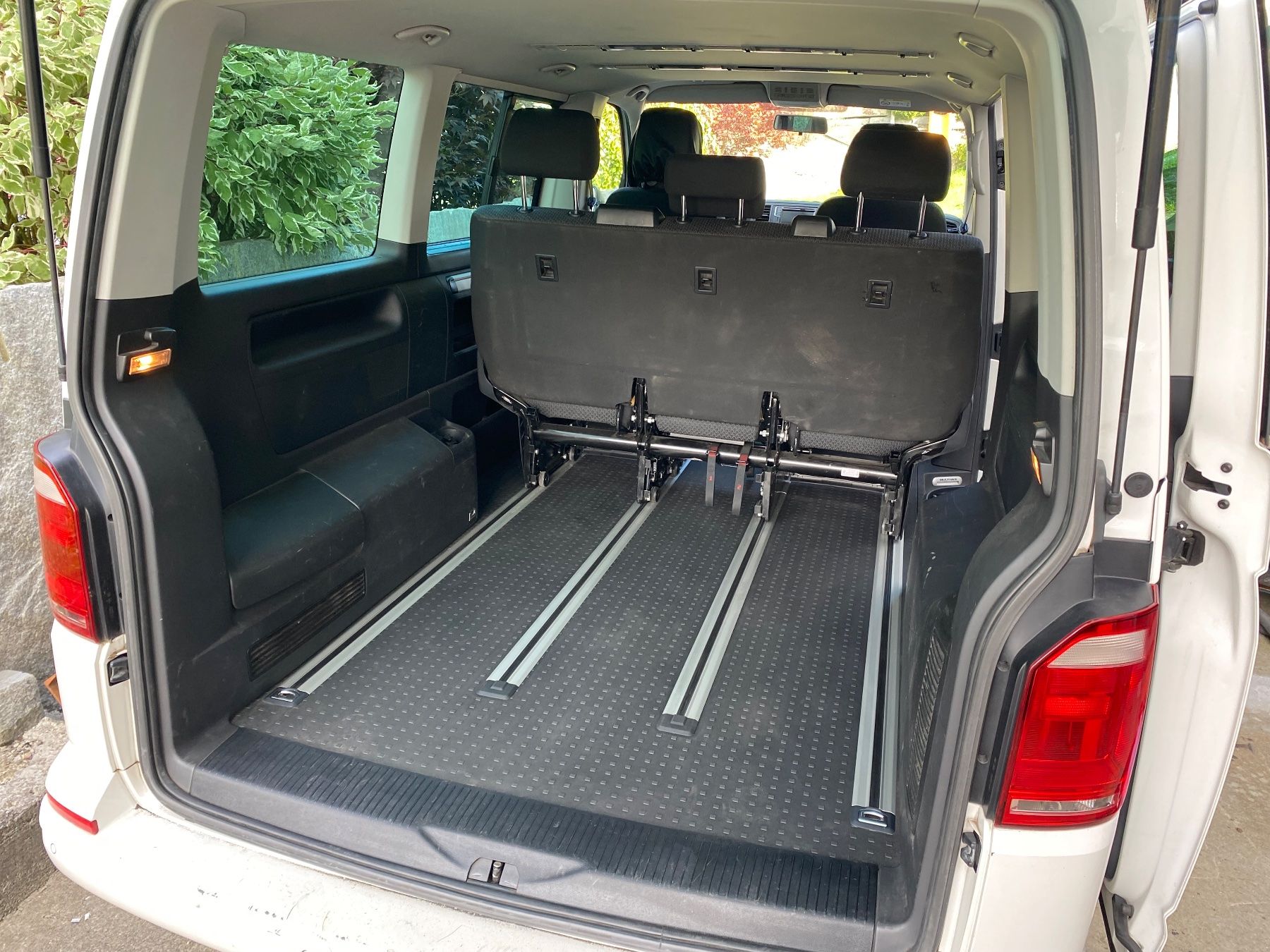 VW Autos: VW T6 Multivan 150PS 4motion – D'occasion à Bennau par Rennzwerg 6
