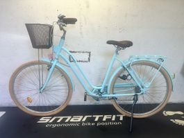 Btwin Blue City Bike - Ready for Spring Rides! 🚲💨