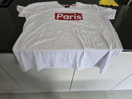 T-Shirt Paris Grösse XXL weiss zustand neu topp zustand