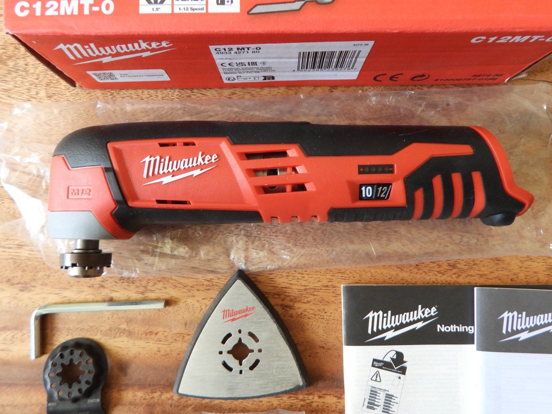 Milwaukee Tutti gli attrezzi: Milwaukee M12 C12MT-0 Multitool Feintool – Nuovo (secondo la descrizione) da Tavannes venduto da jimananas 1