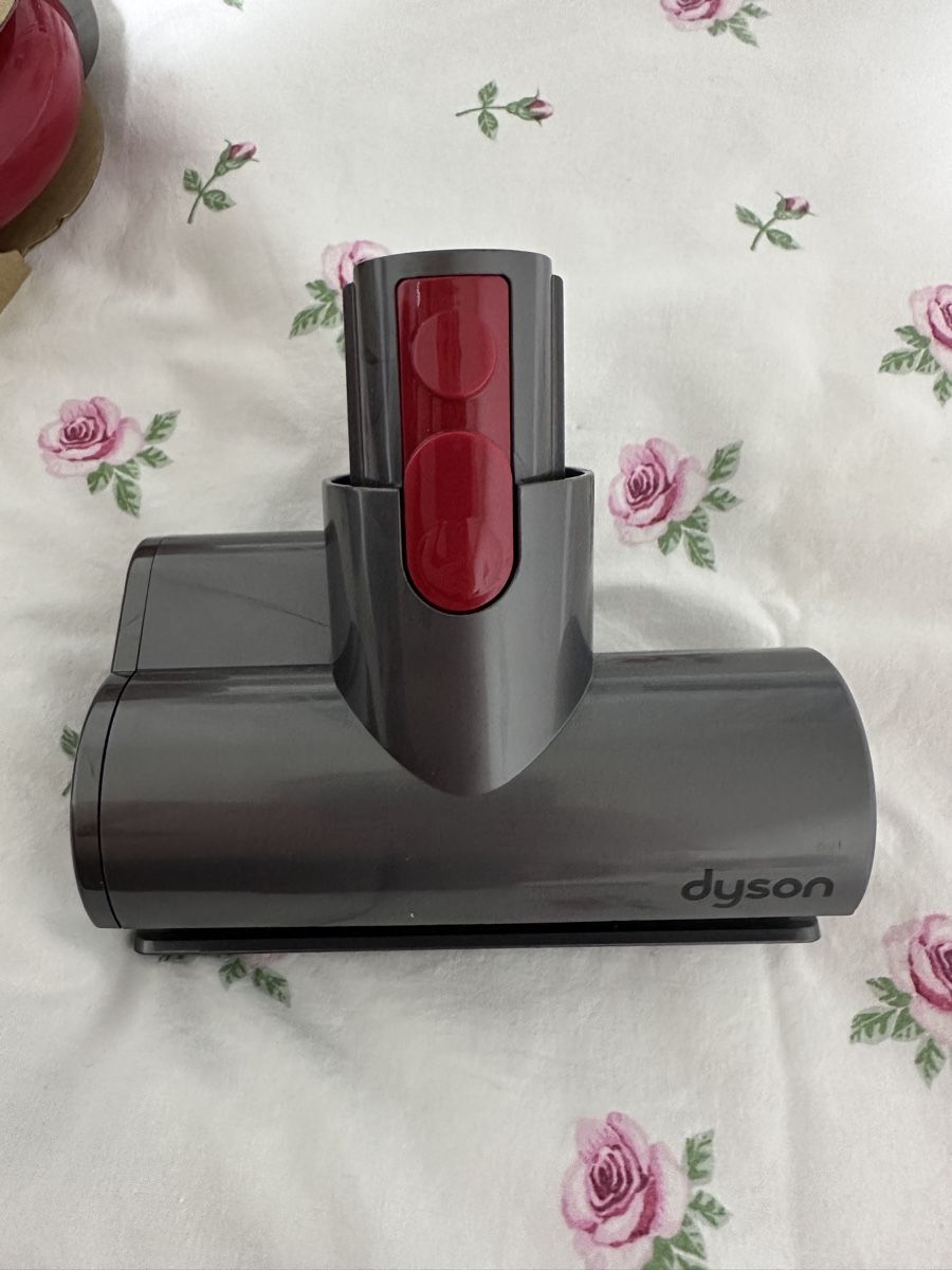 Dyson Aspirapolveri & Accessori: Dyson Staubsauger Bürste – Nuovo (secondo la descrizione) da Oberurnen venduto da nes_8xqt