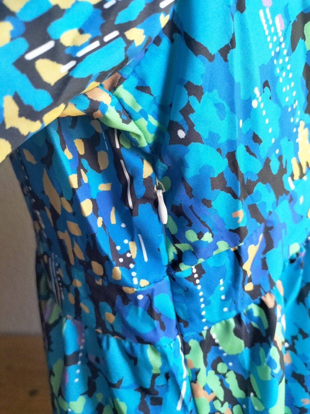 Kleider: Sommerliches Kleid, Grösse 44, blau gemustert – Neu (gemäss Beschreibung) aus Schaffhausen von sunsetever 6