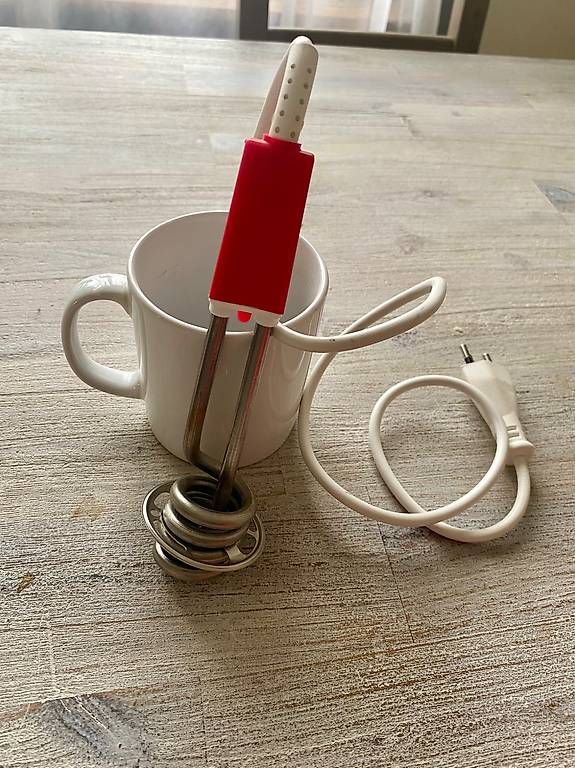 Appareils de cuisine: Thermoplongeur rouge – D'occasion à Neuchâtel par duprazs
