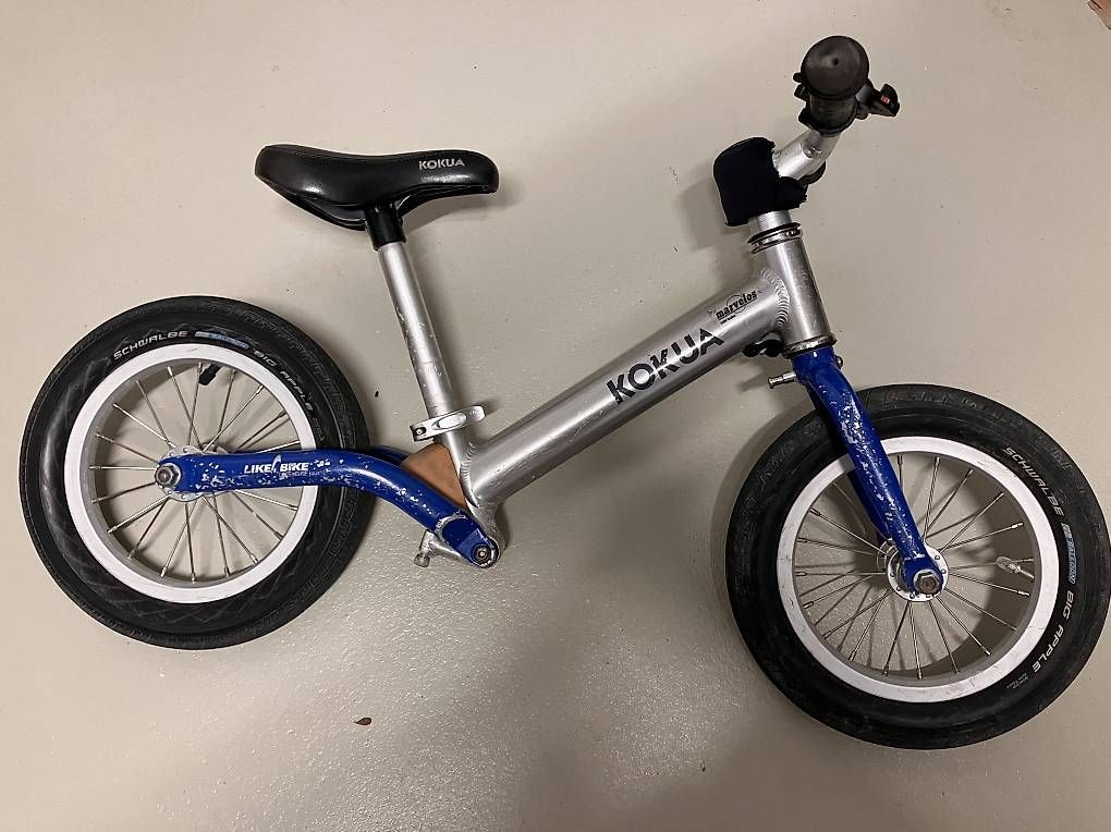 Fahrzeuge für Kinder: Kokua Jumper Laufrad blau – Gebraucht aus Lengnau AG von Nalzus