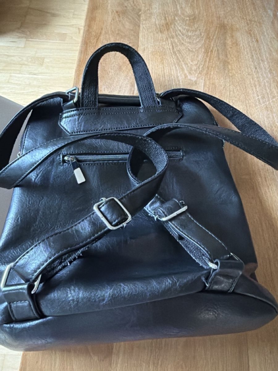 Rucksäcke: Neuer schwarzer Leder Rucksack – Neu (gemäss Beschreibung) aus Birsfelden von Haex 4