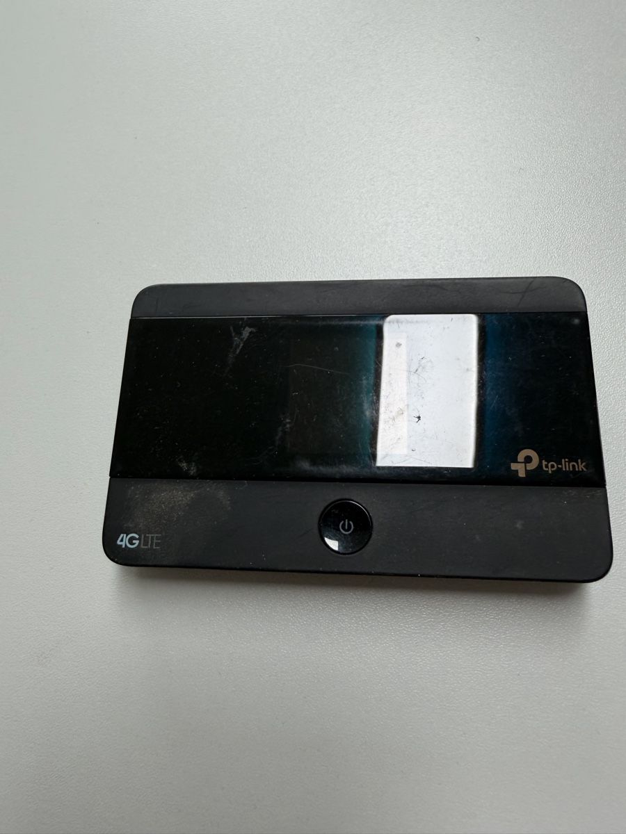 HTC Modem & Router: HTC 5G Hub mobiler Router mit Originalverpackung – Usato da Rotkreuz venduto da GoldHeinz 2