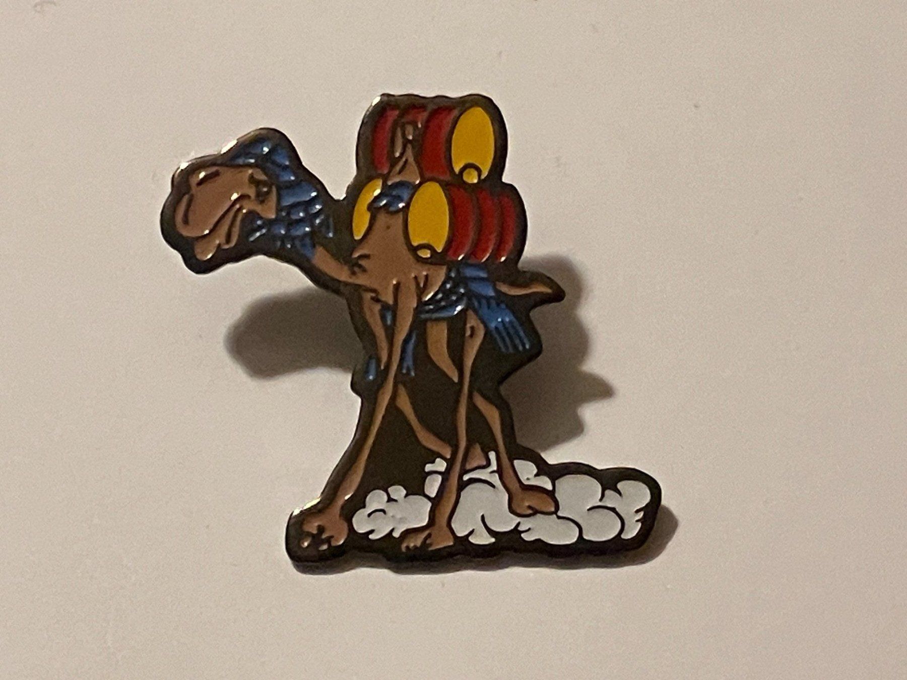 Placchette & Badge: 1 Pin Kamel – Usato da Basel venduto da djwwpp