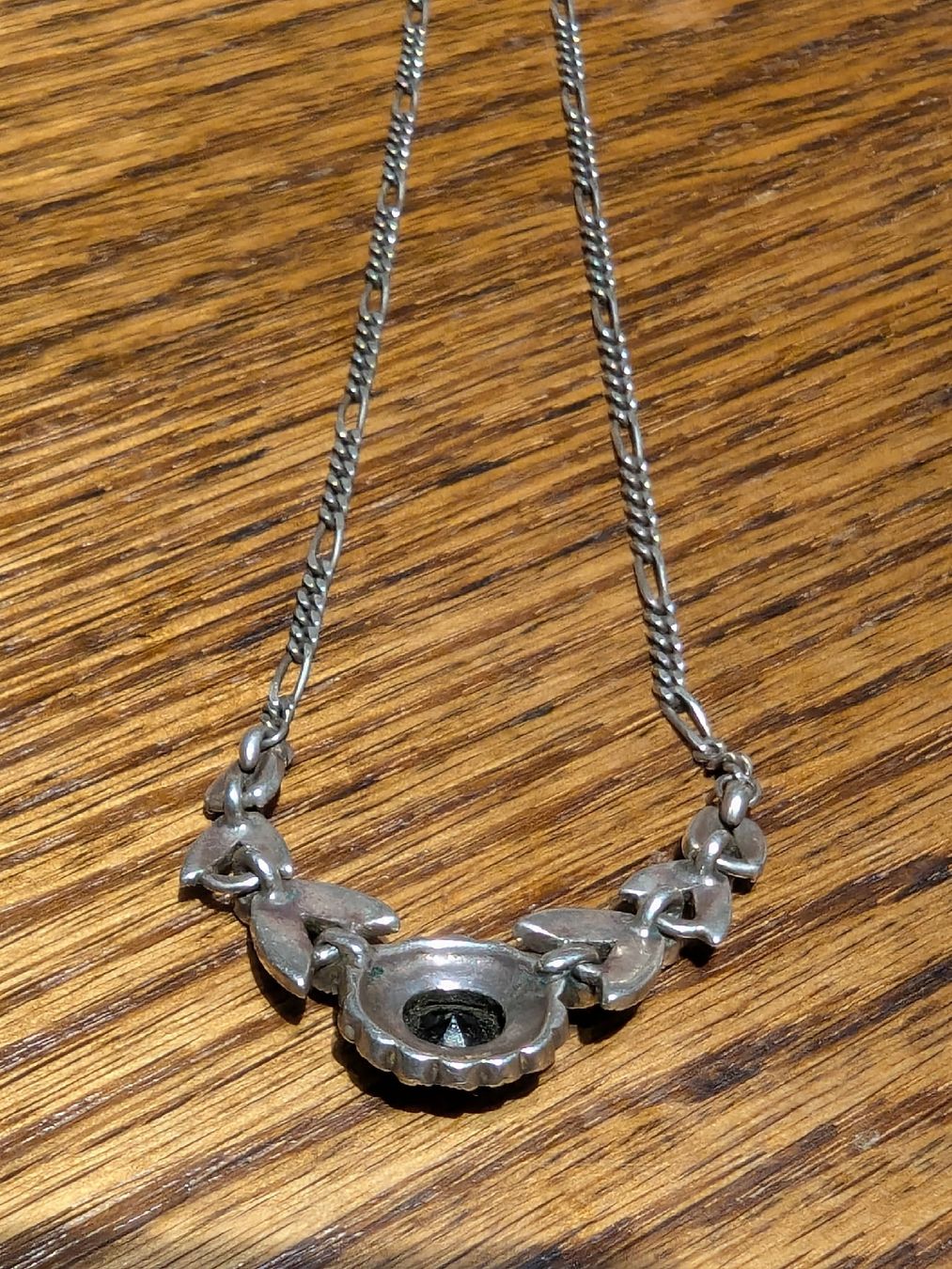 Catenine: Silbercollier mit schwarzem Stein und Markasiten – Usato da Bischofszell venduto da Blende2 4