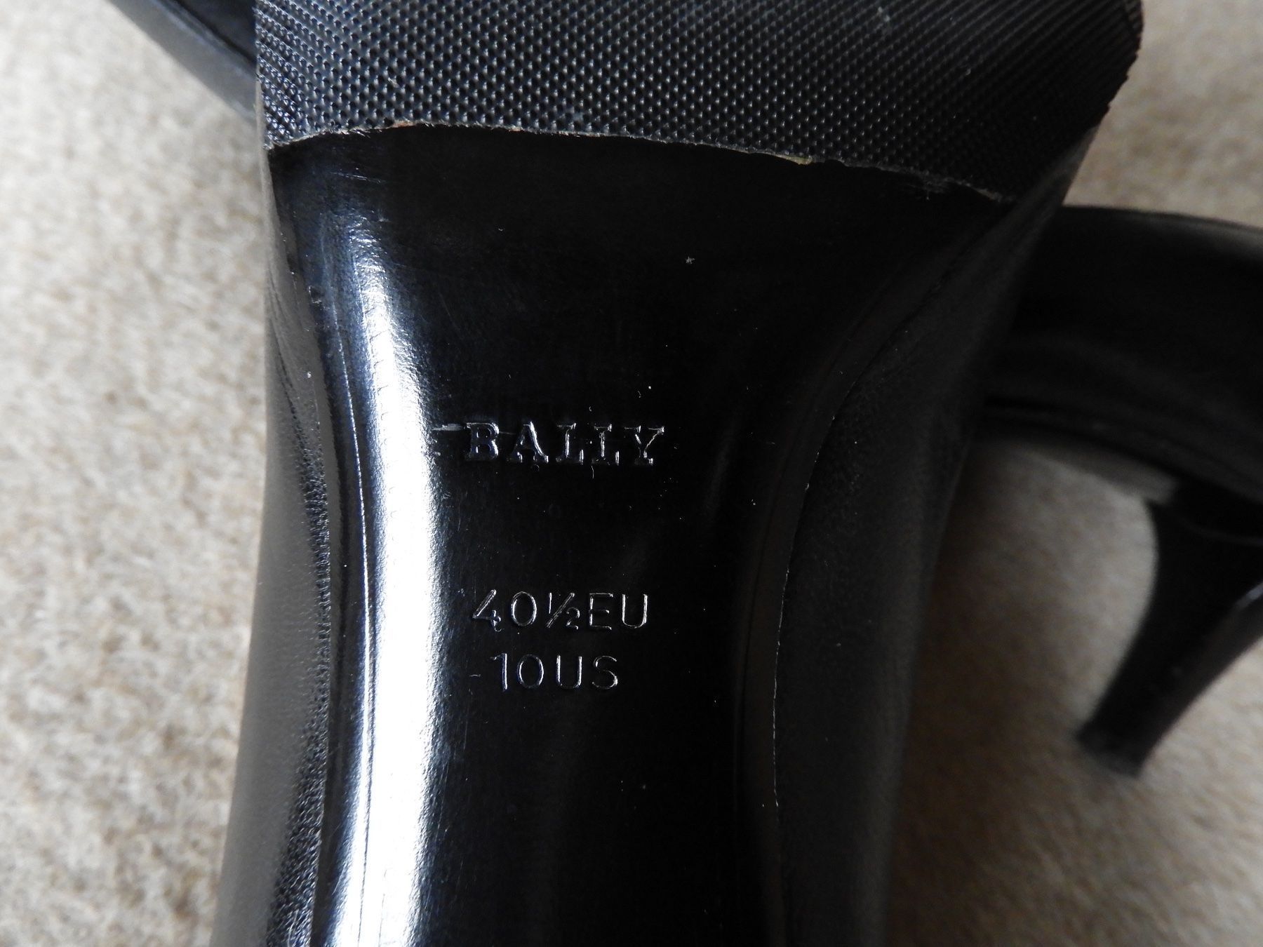 Bally Chaussures femmes: Bally Pumps – Neuf (Voir description) à Les Charbonnières par up-art 2