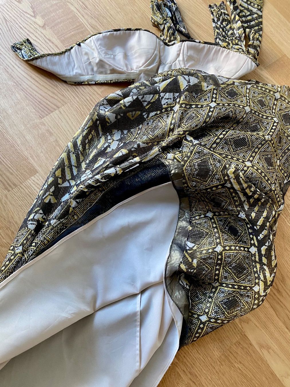 Vestiti: Abendkleid von BCBGMaxazria, 36 – Usato da Küssnacht am Rigi venduto da Herlinde 5