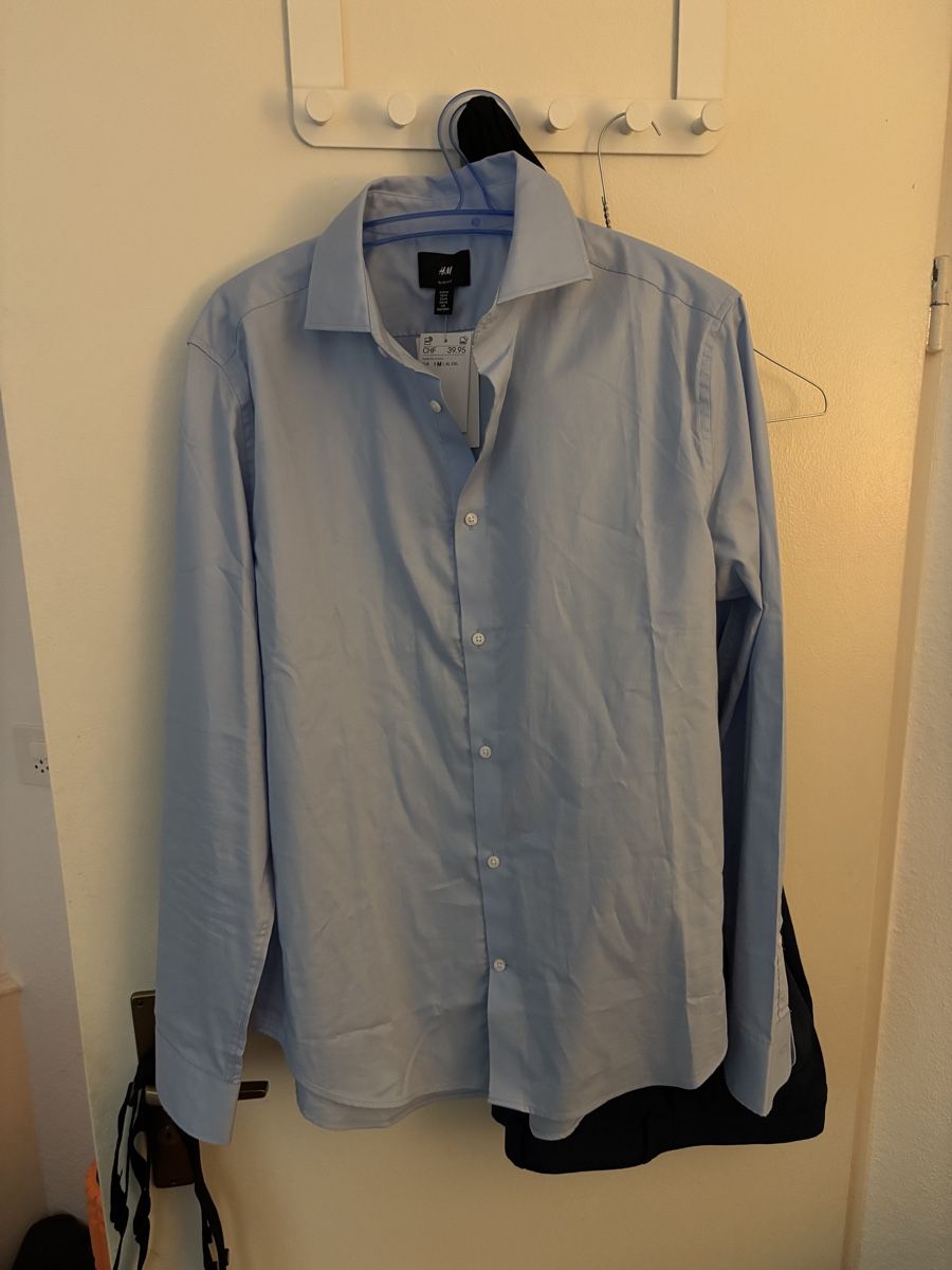 H&M Hemden: H&M Slim fit Hemd – Neu (gemäss Beschreibung) aus Zürich von BenJoMusic 1