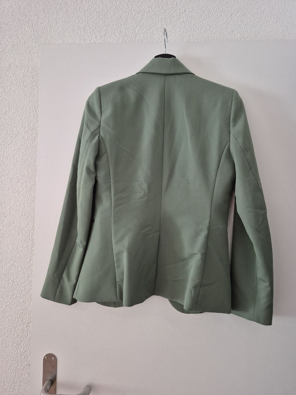 Mango Giacche: Schicker Damen-Blazer grün / Grösse 34 – Usato da Niederbipp venduto da rainbow1003 1