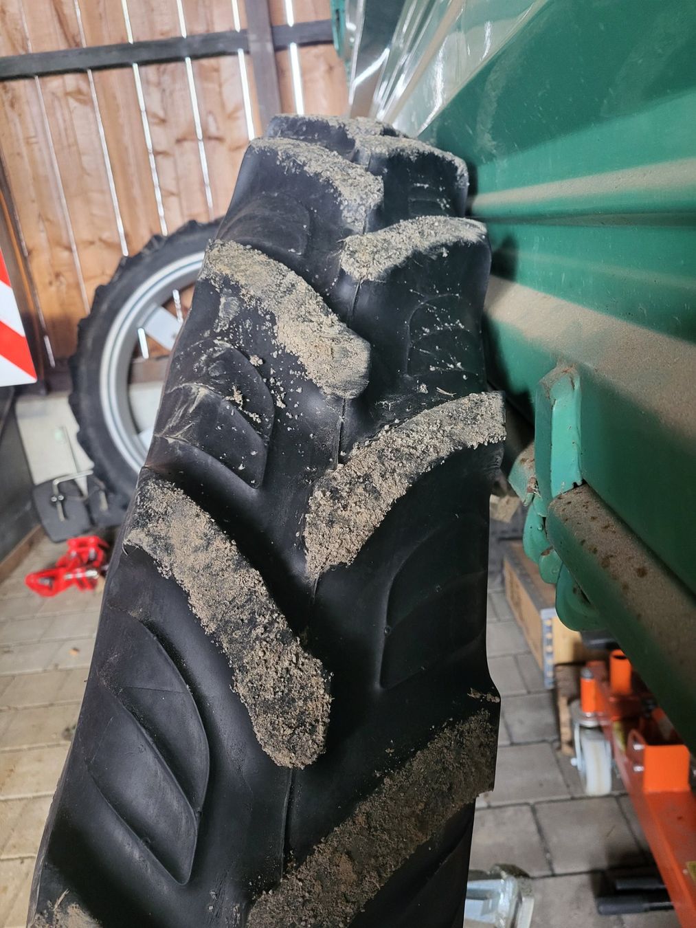 Pneumatici & Ruote complete: Doppelrad 230/95R44 – Usato da Dagmersellen venduto da ska75 5