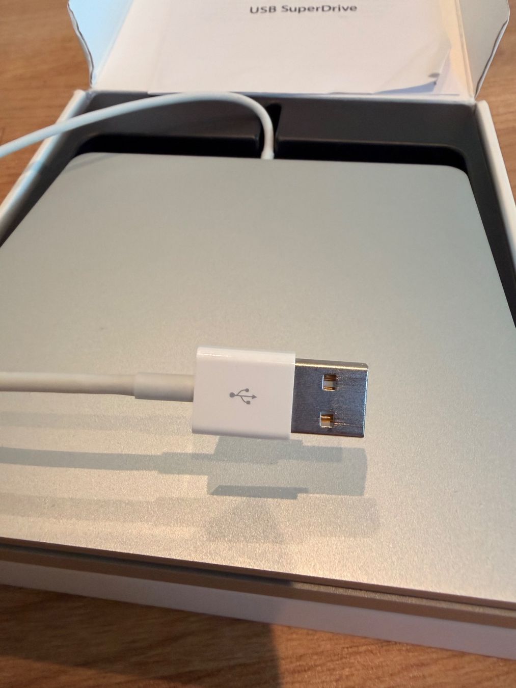 Apple Multimediaplayer & Streamer: Apple USB SuperDrive - externer CD/DVD Player – Gebraucht aus Russikon von ein_87qz 3