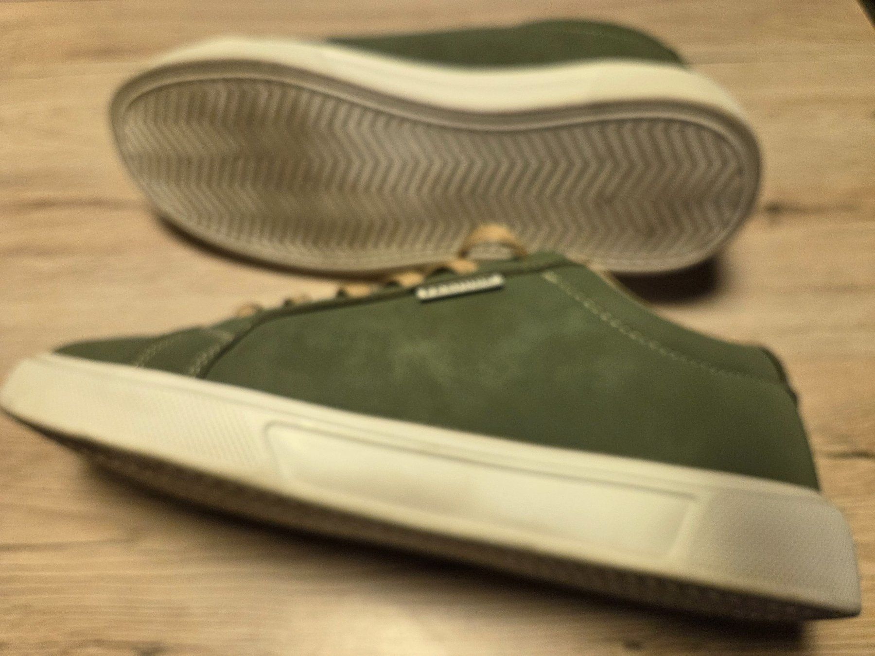 Scarpe da donna: Leichter Freizeitschuh gr.39 – Nuovo (secondo la descrizione) da Grossdietwil venduto da GNOM313 2