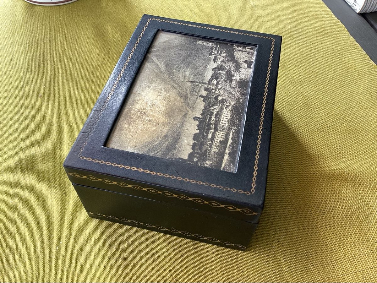 Barattoli: Antike Schatulle  – Usato da Minusio venduto da scotch111 2