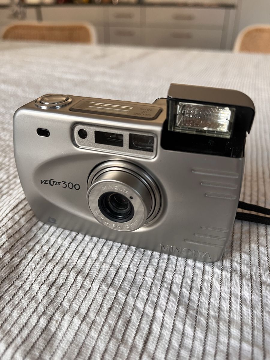 Minolta Kamera: Minilta Vectis 300 – Gebraucht aus Winterthur von elf_nuenzg 1
