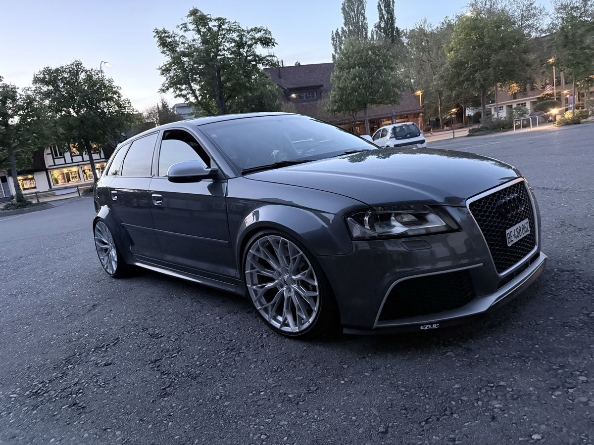 Audi Automobili: Audi RS3 Sportback – Usato da Lyss venduto da Swiss_1992