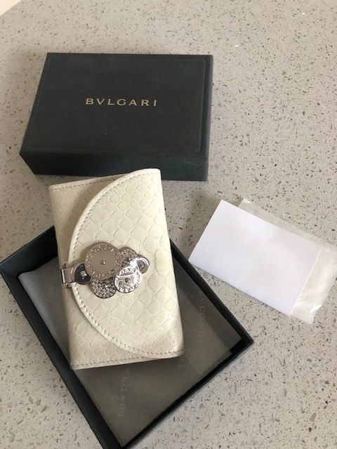 Bulgari Portachiavi: Bulgari portachiavi in pitone – Nuovo e nell'imballaggio originale da Davesco-Soragno venduto da dvf_7h6d