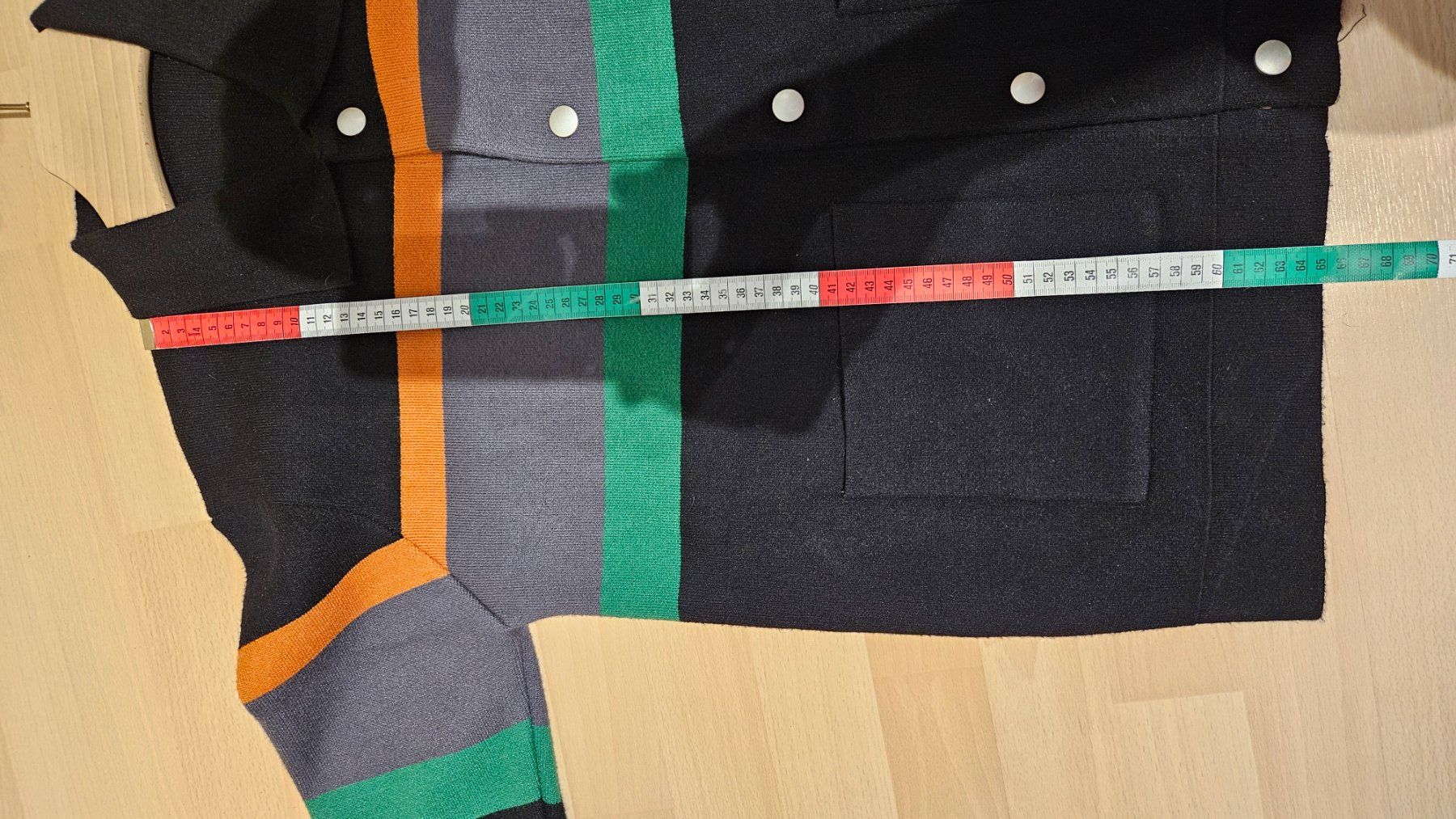Giacche: Jacke, Strickjacke mit 2 aufgesetzten Taschen, ca. M – Usato da Jona venduto da ASMARADO 3