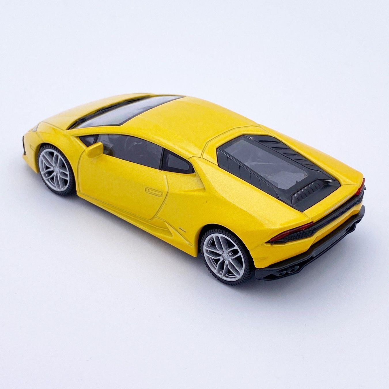 Lamborghini Modellini d'auto: Lamborghini Huracan – Nuovo e nell'imballaggio originale da Suhr venduto da fmgiger 1