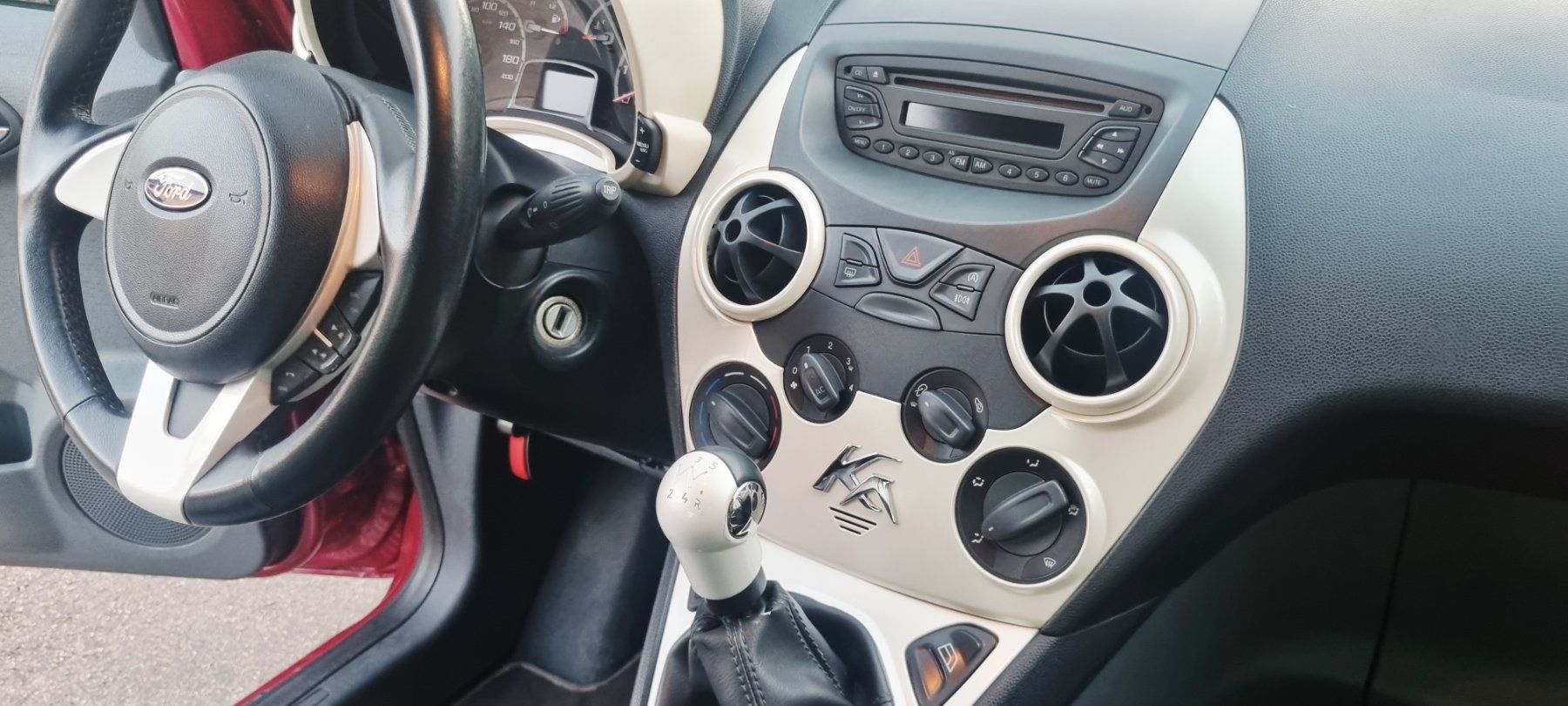 Ford Automobili: Ford Ka 1.2 ab MFK – Usato da Zürich venduto da beaahaus 5