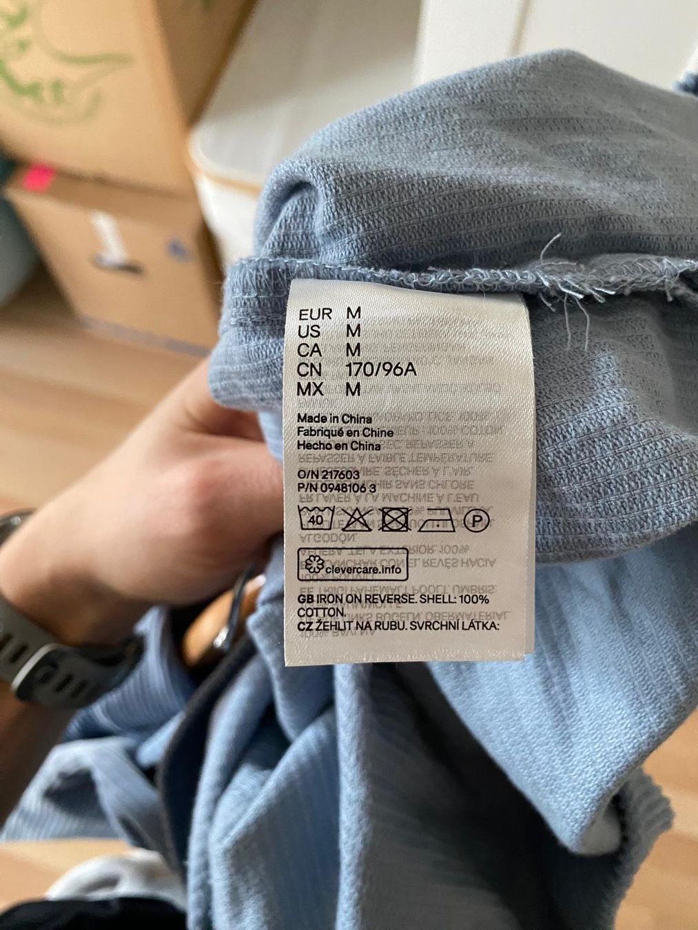 H&M Camicette: Cord Bluse hellblau von H&M Grösse M – Usato da Zürich venduto da Ma_Go 6